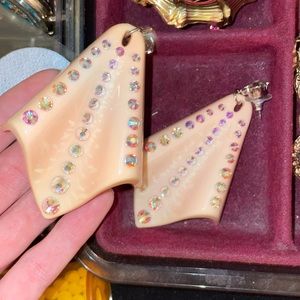 - tarina tarantino cream drop earrings